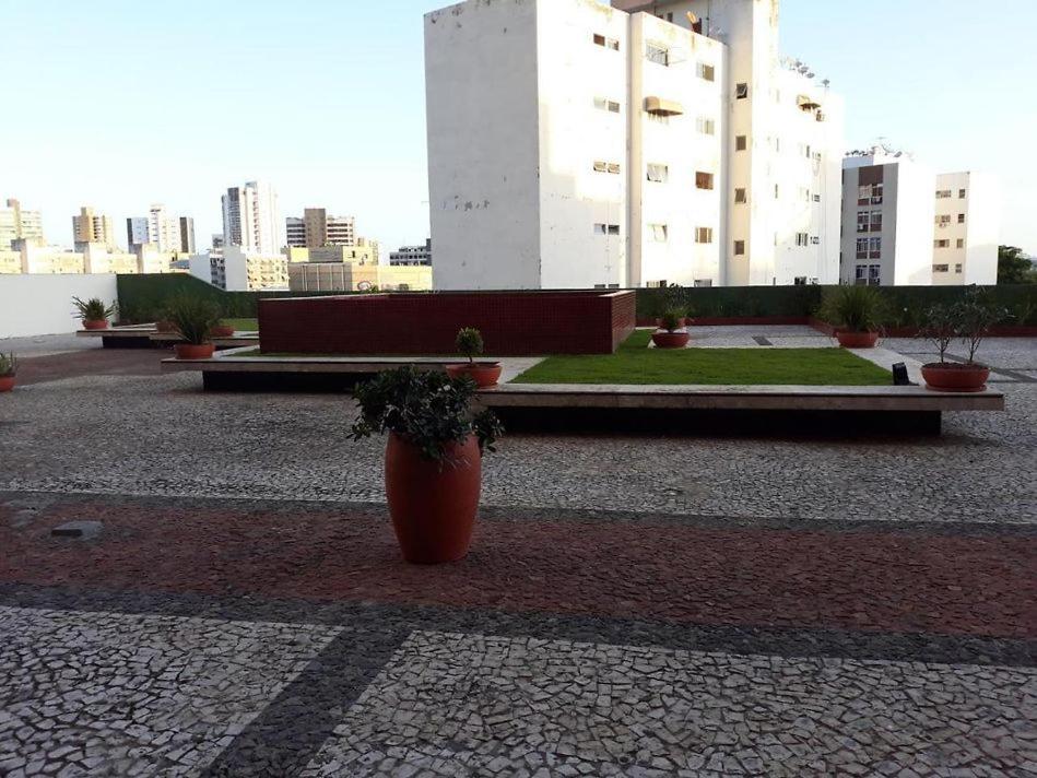 Maravilhoso Apartamento 2 Quartos Com Ofuro Porto Da Barra Salvador Summer Barra Flat Esterno foto
