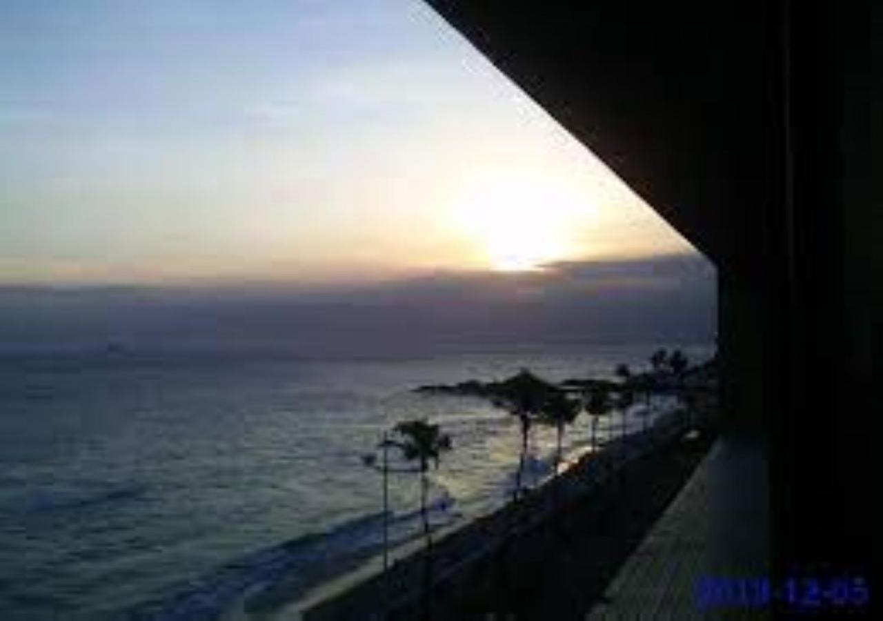 Maravilhoso Apartamento 2 Quartos Com Ofuro Porto Da Barra Salvador Summer Barra Flat Esterno foto